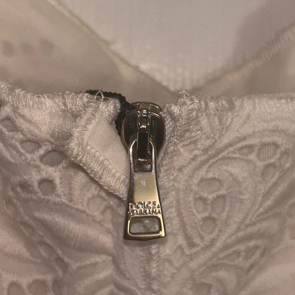 Dolce & Gabbana White Lace Mini Dress - size 36 EU - Picture 3 of 5